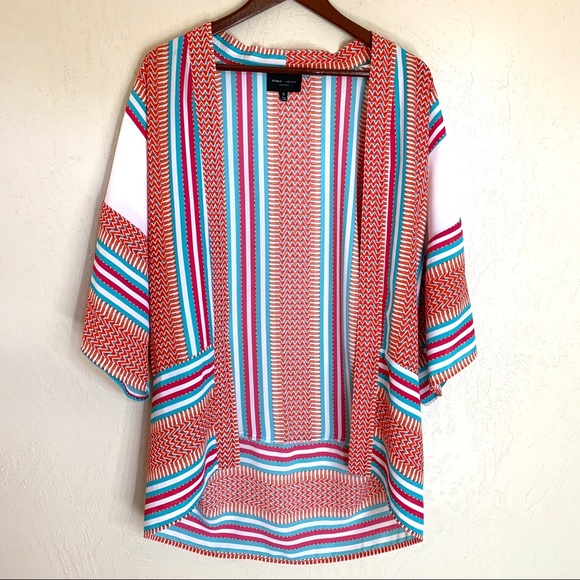 Romeo & Juliet Couture Tops - Romeo & Juliet Couture Geometric Blouse Kimono S